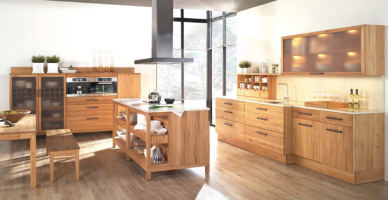 Küche aus Naturholz