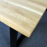 Baumkanten Esstisch aus massiver Wildeiche 180 x 90 cm